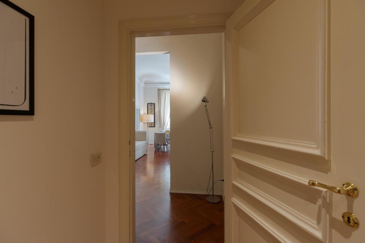 Big Apartment A Stone'S Throw From The Duomo Florens Exteriör bild