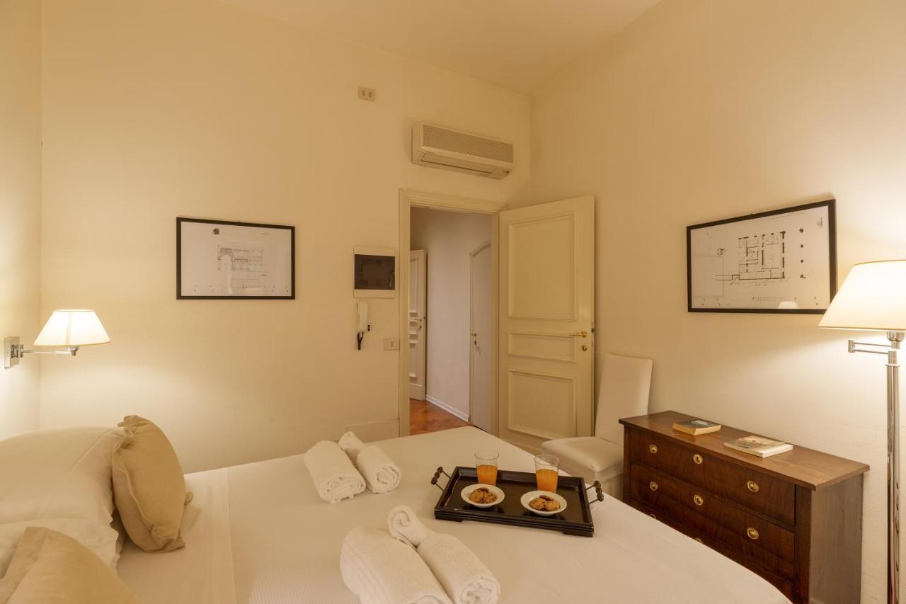 Big Apartment A Stone'S Throw From The Duomo Florens Exteriör bild